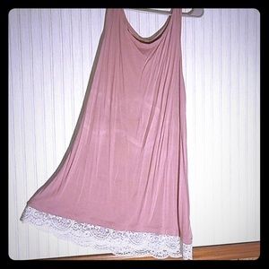 LOGO Layers tank w lace